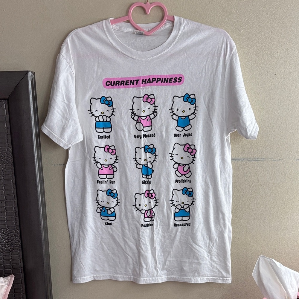 Hello kitty Sanrio T shirt